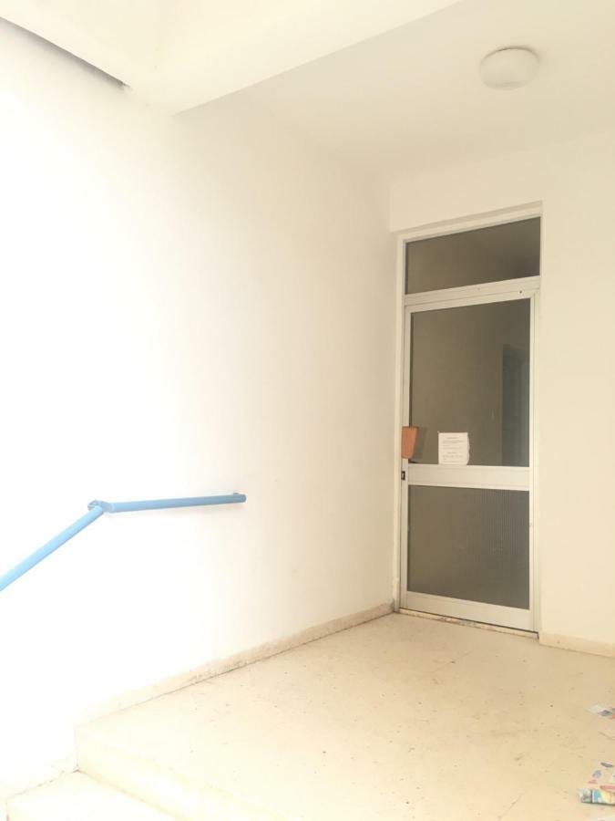 Larnaca Beach Apartment 44 Dış mekan fotoğraf